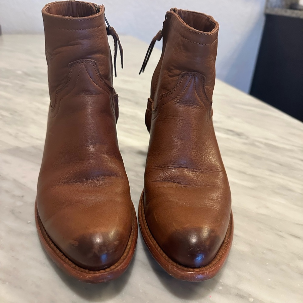Women’s Tecovas brown leather boots size 6